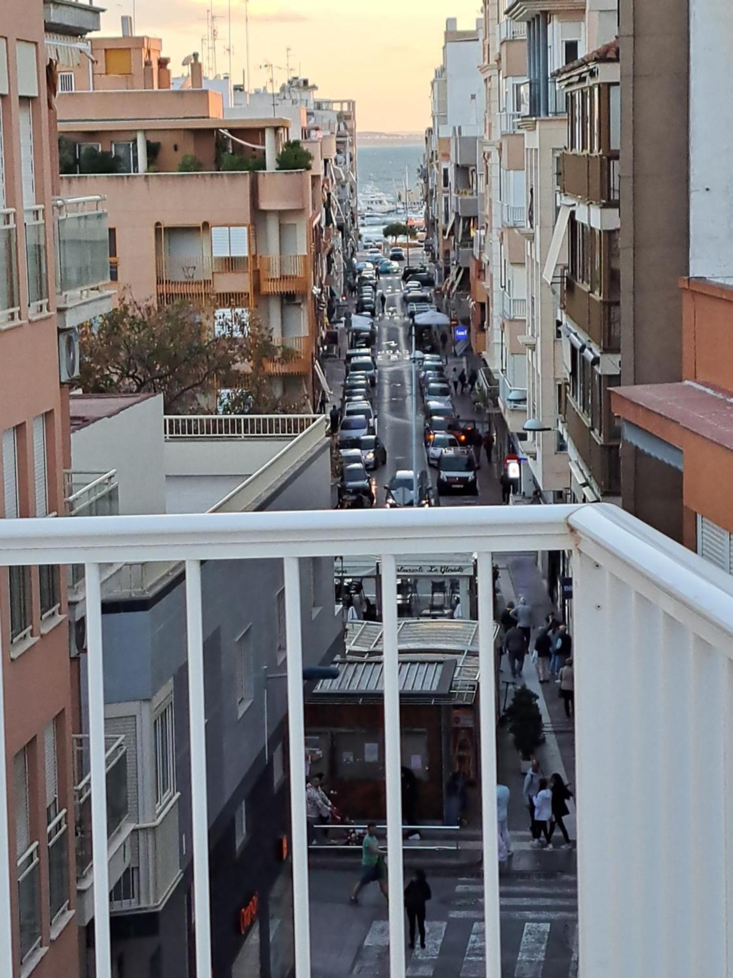 Apartamentos Centro Santa Pola Rum bild